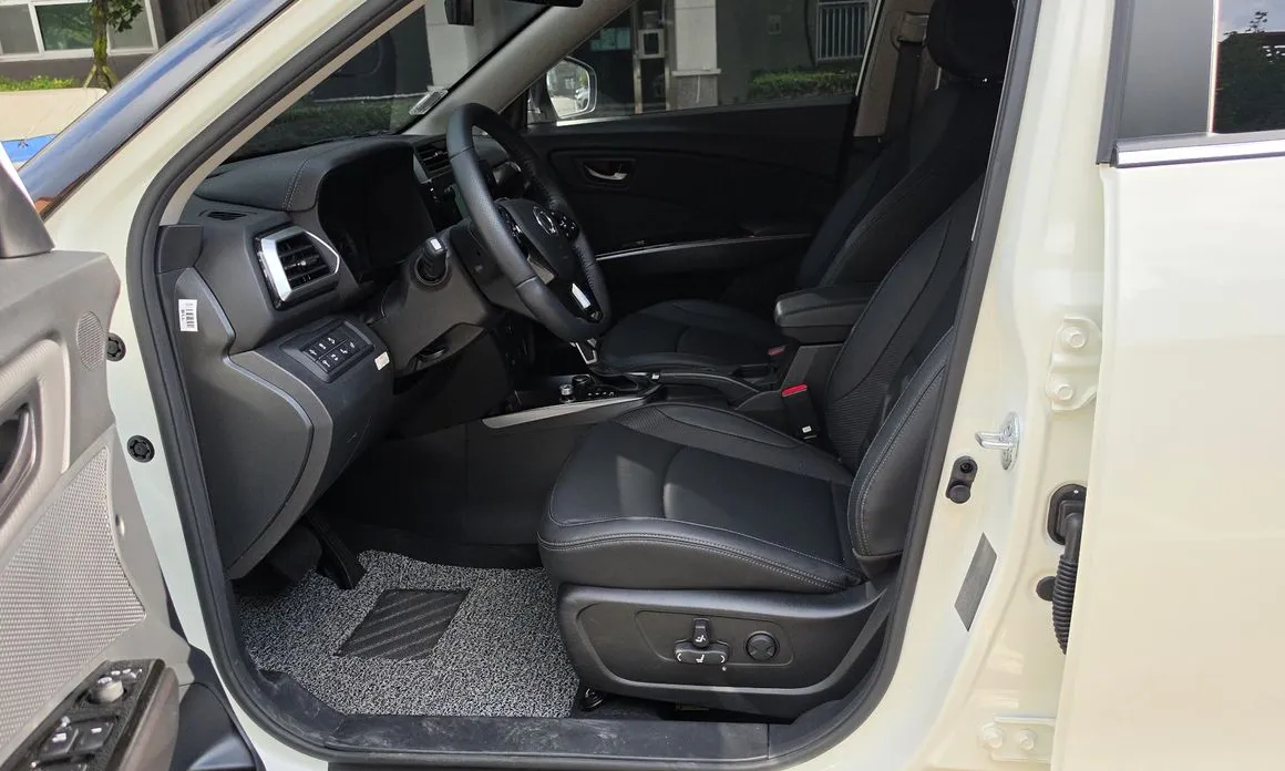 Ssangyong TIBOLI
