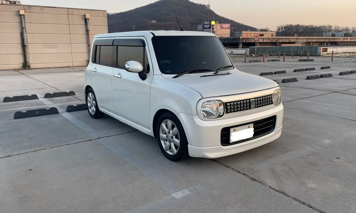 Suzuki Alto Lapin