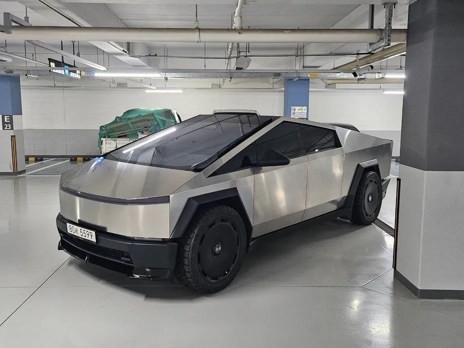 Tesla Cybertruck
