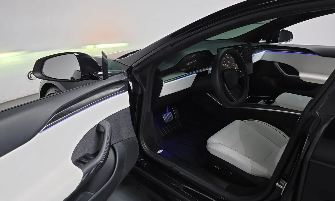 Tesla Model S
