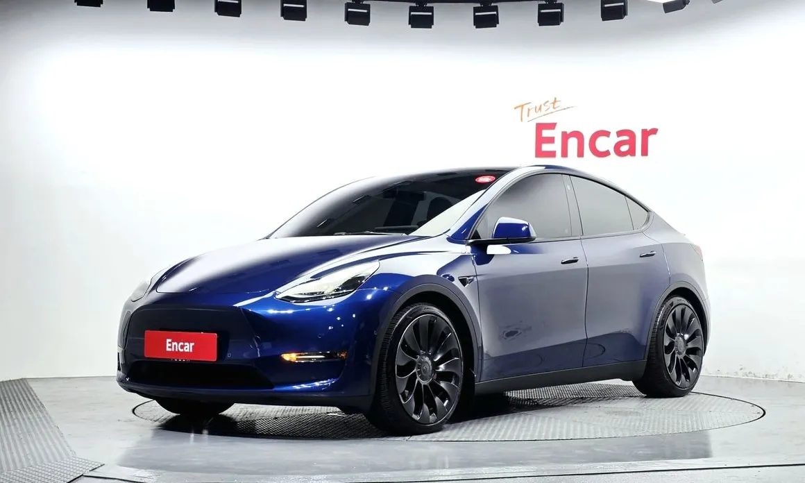 Tesla Model Y