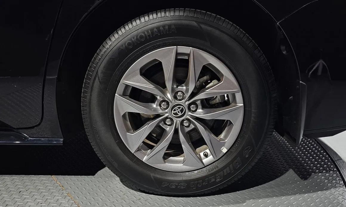 Toyota Sienna