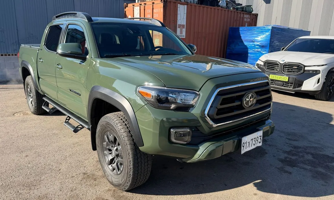 Toyota Tacoma