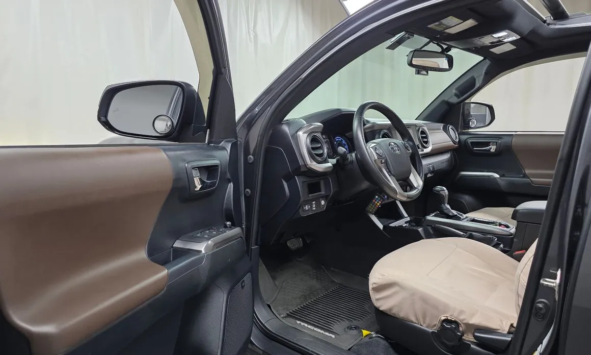 Toyota Tacoma