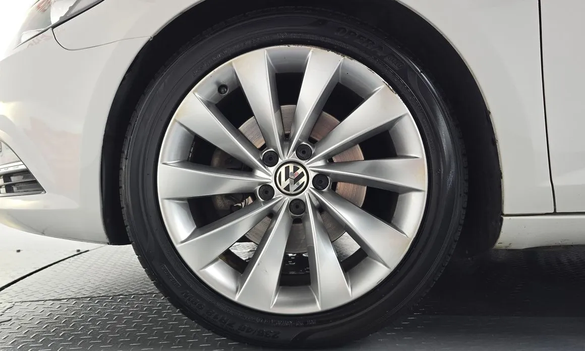 Volkswagen CC