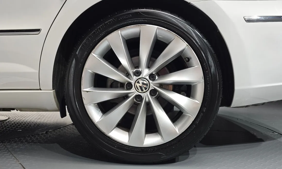 Volkswagen CC