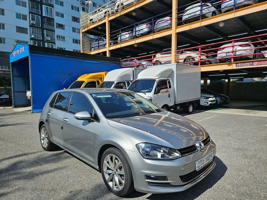Volkswagen Golf