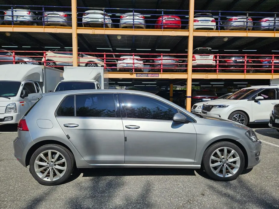 Volkswagen Golf