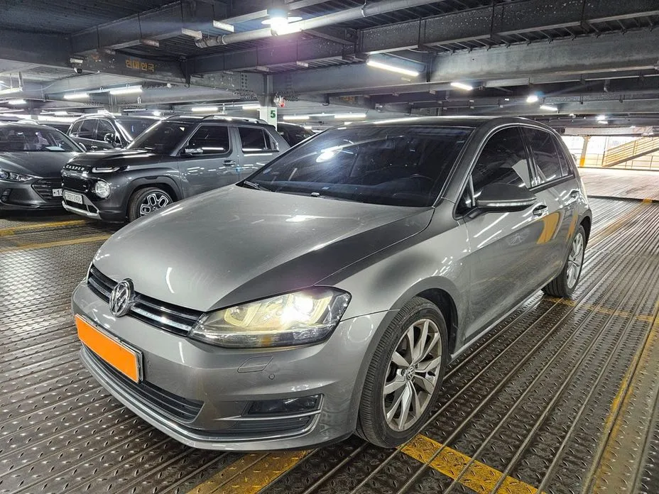 Volkswagen Golf