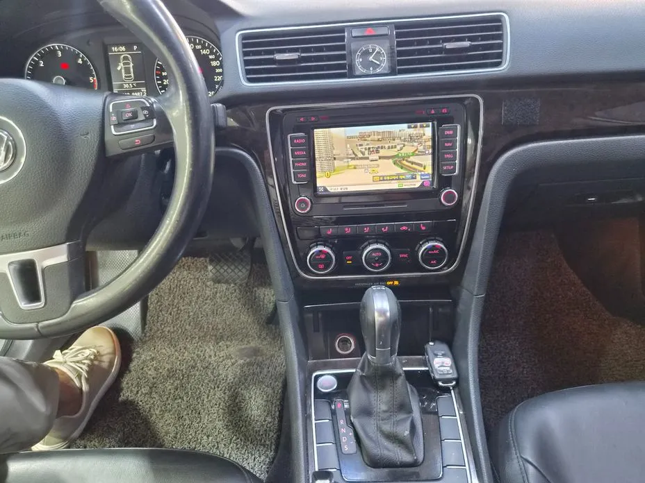 Volkswagen Passat
