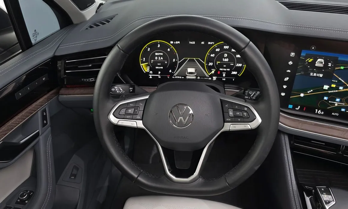 Volkswagen Touareg