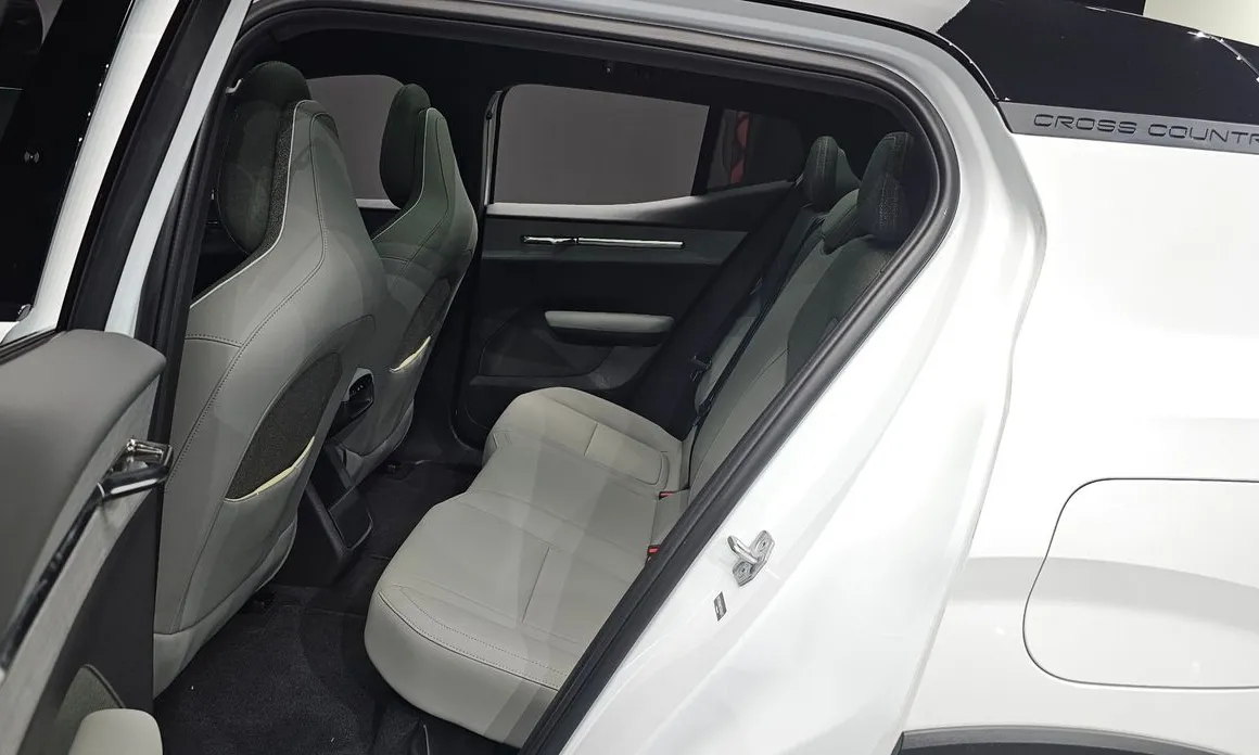 Volvo EX30
