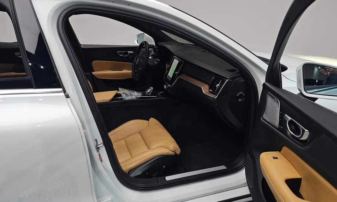 Volvo S60
