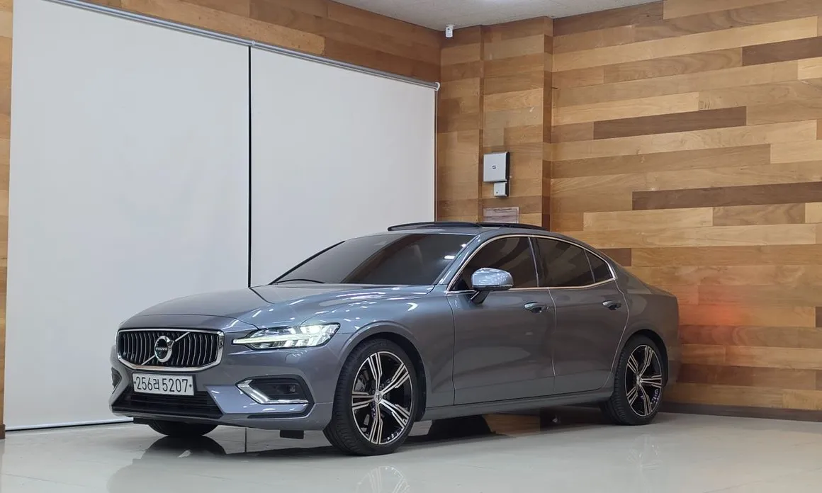 Volvo S60