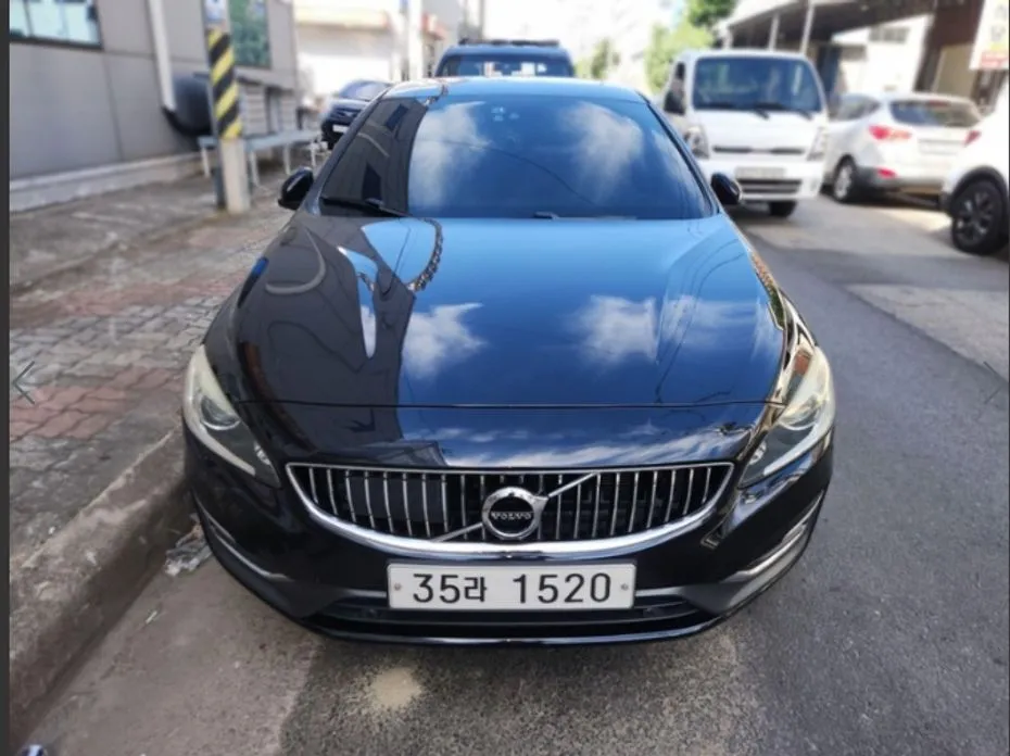 Volvo S60