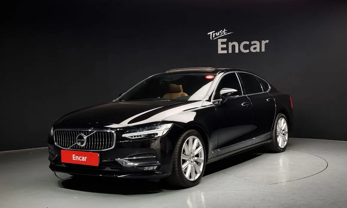 Volvo S90