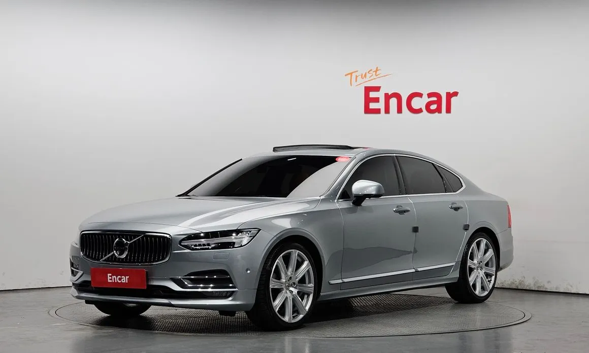 Volvo S90