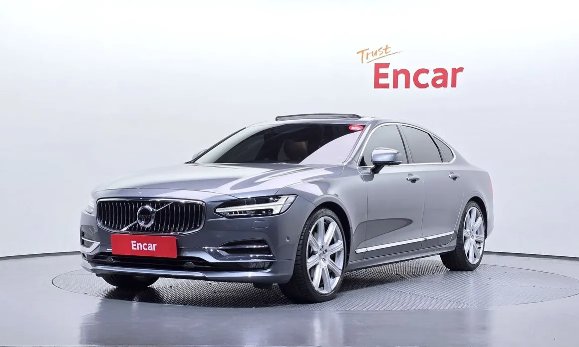 Volvo S90