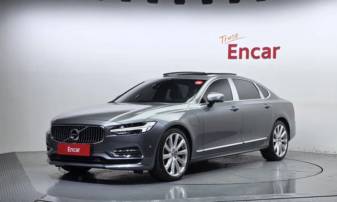 Volvo S90