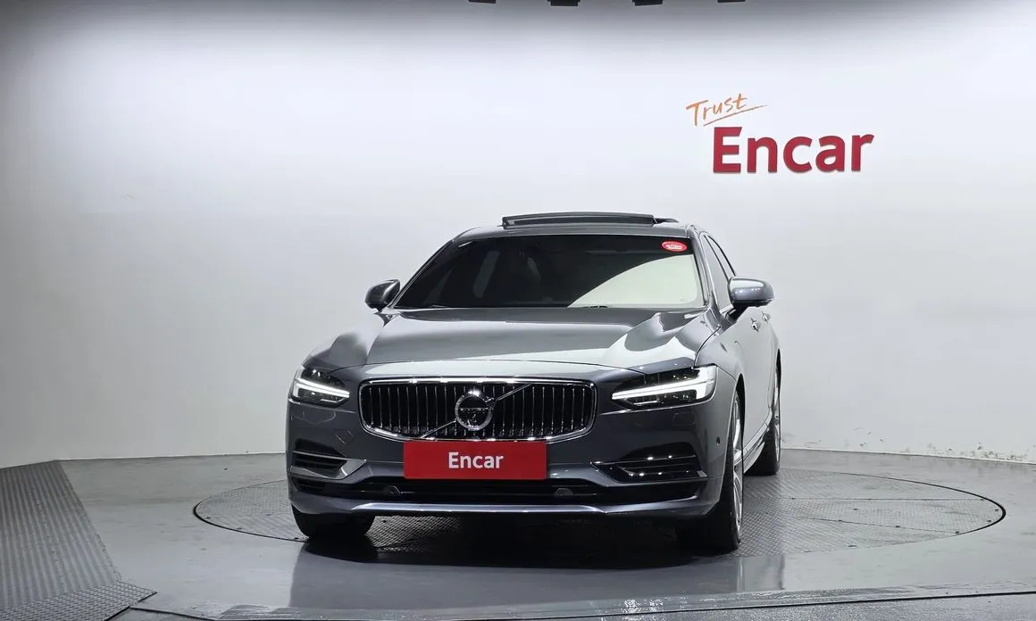 Volvo S90