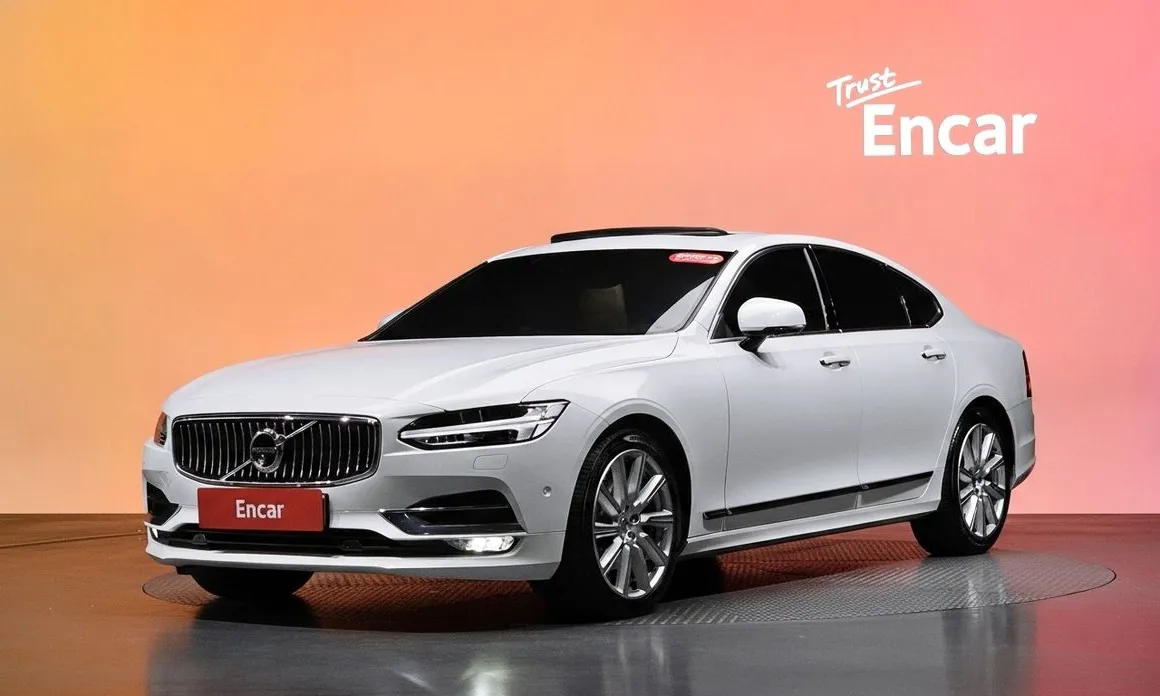Volvo S90