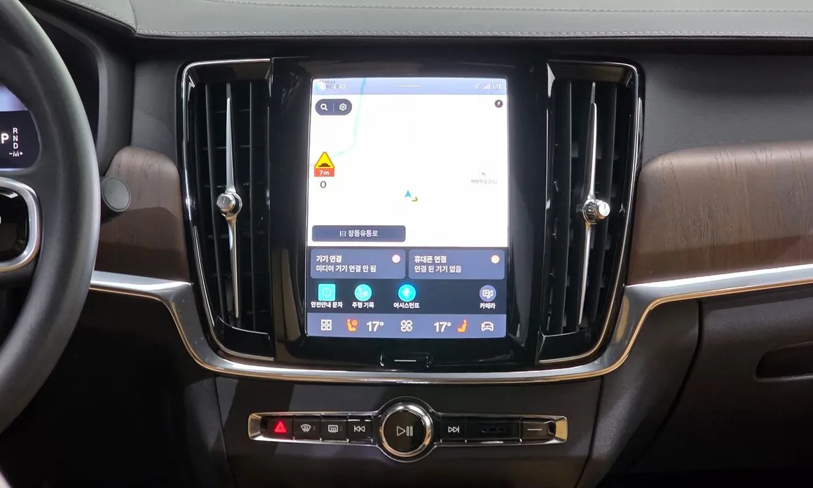 Volvo S90