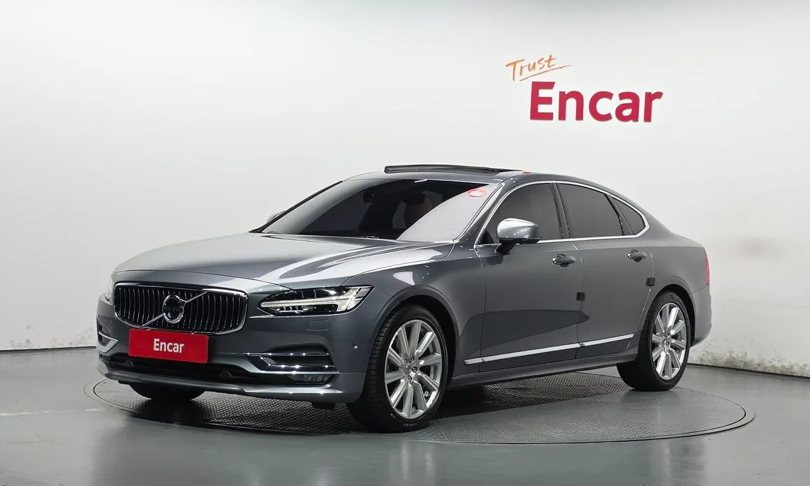 Volvo S90