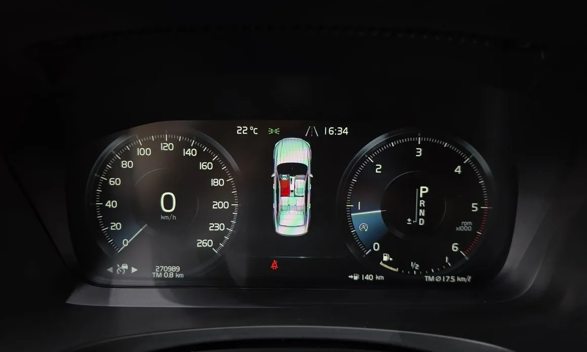 Volvo S90