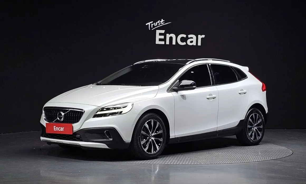 Volvo V40