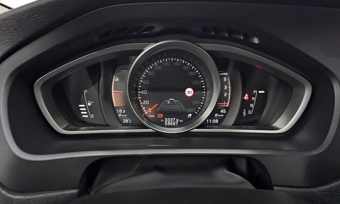 Volvo V40