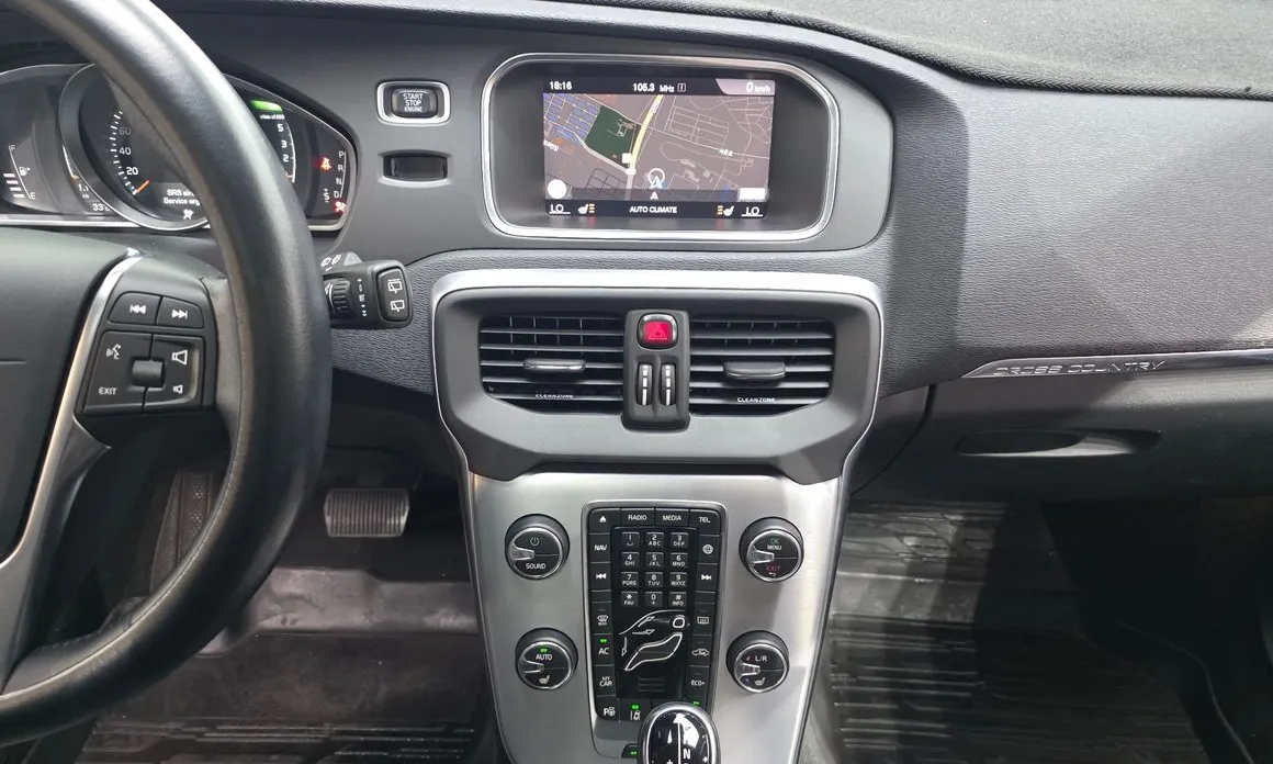 Volvo V40
