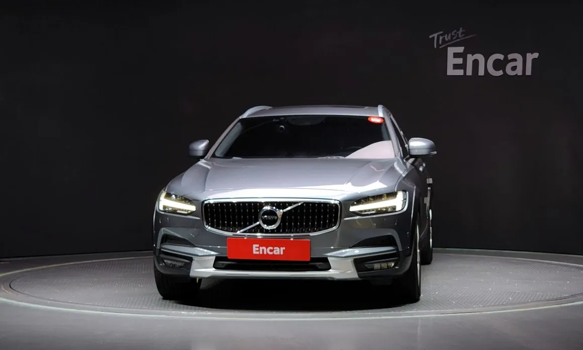 Volvo V90