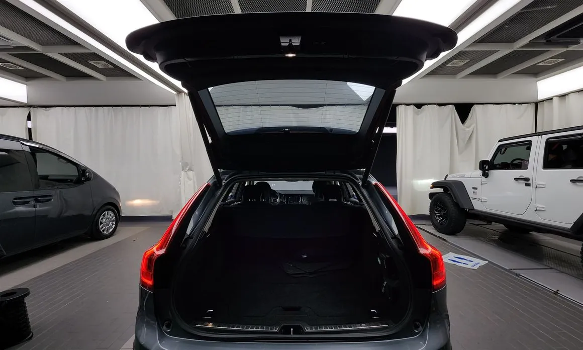 Volvo V90