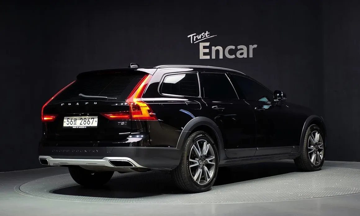 Volvo V90