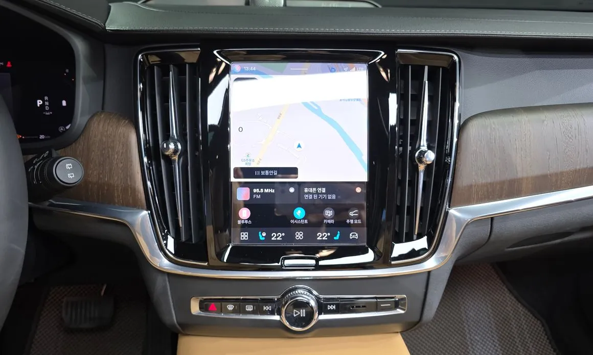 Volvo V90