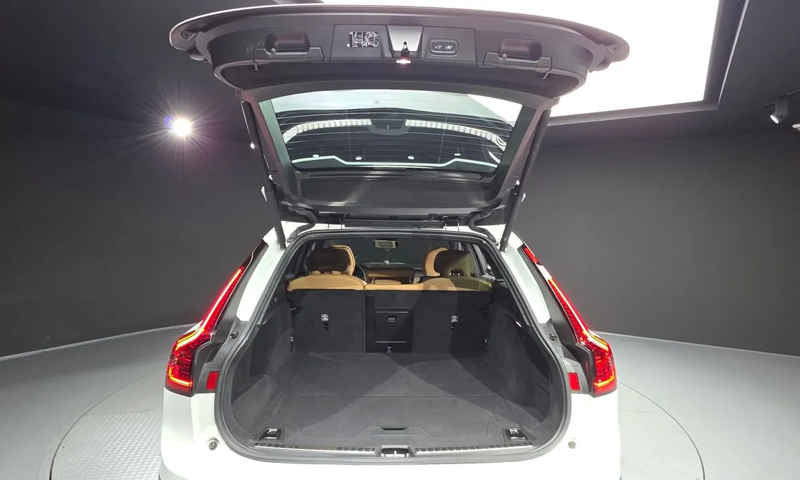 Volvo V90