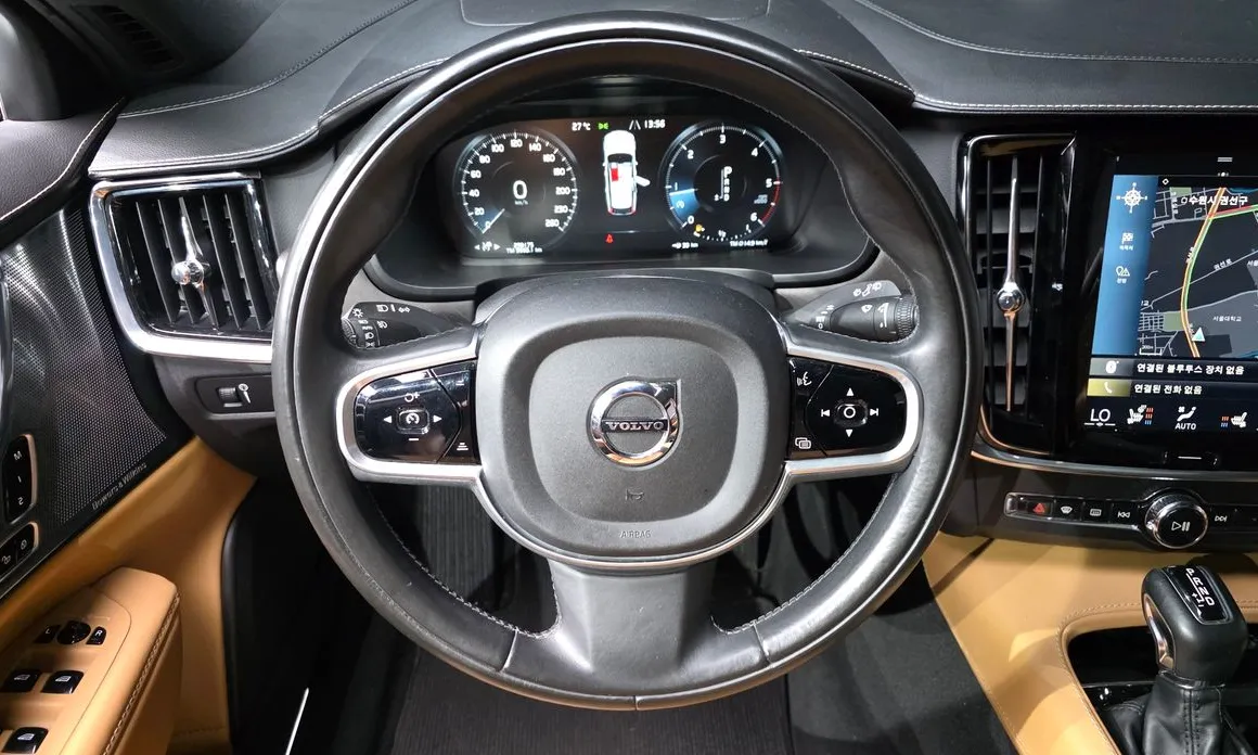 Volvo V90