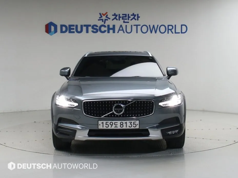 Volvo V90