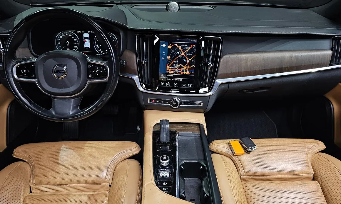 Volvo V90