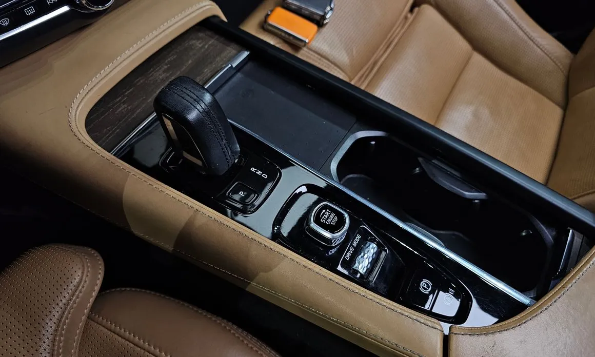 Volvo V90