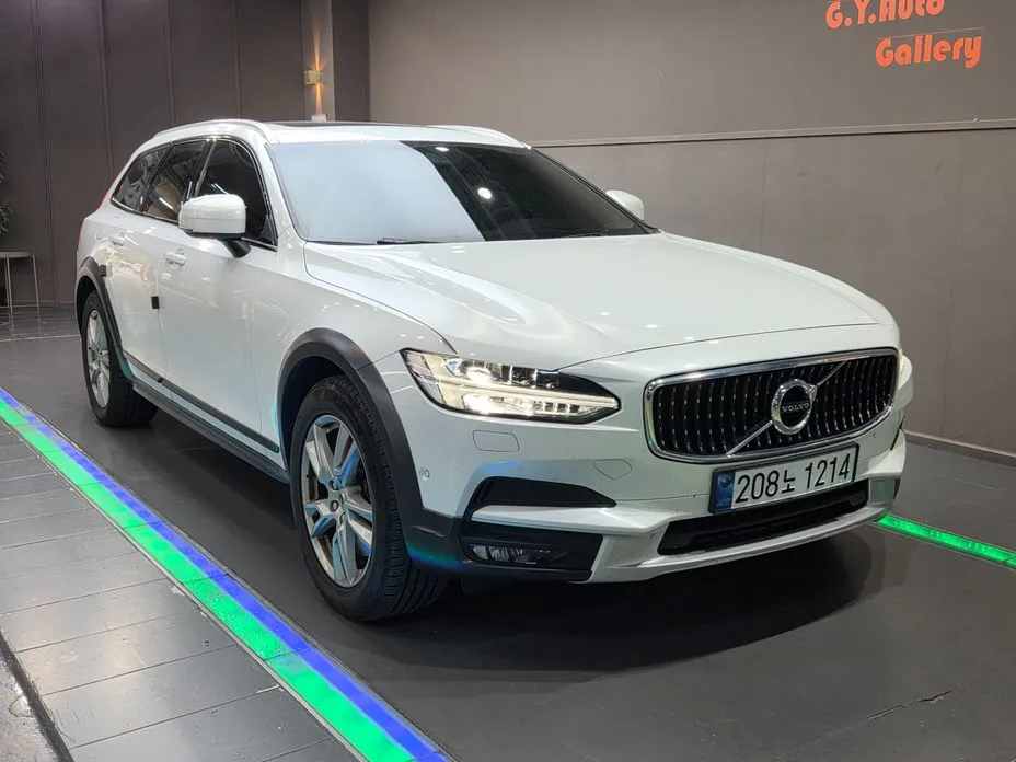 Volvo V90