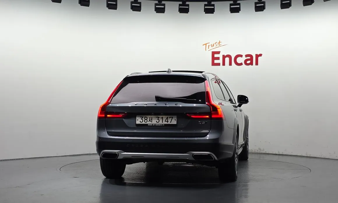 Volvo V90