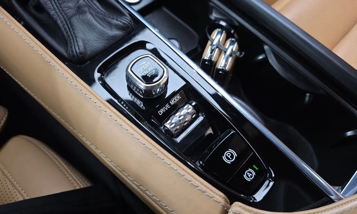 Volvo V90