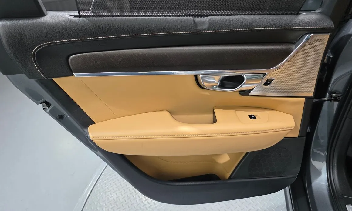 Volvo V90