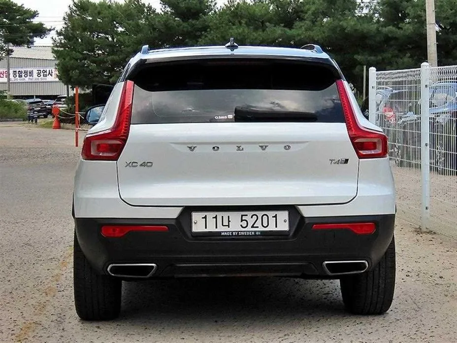 Volvo XC40