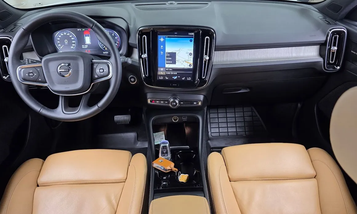Volvo XC40