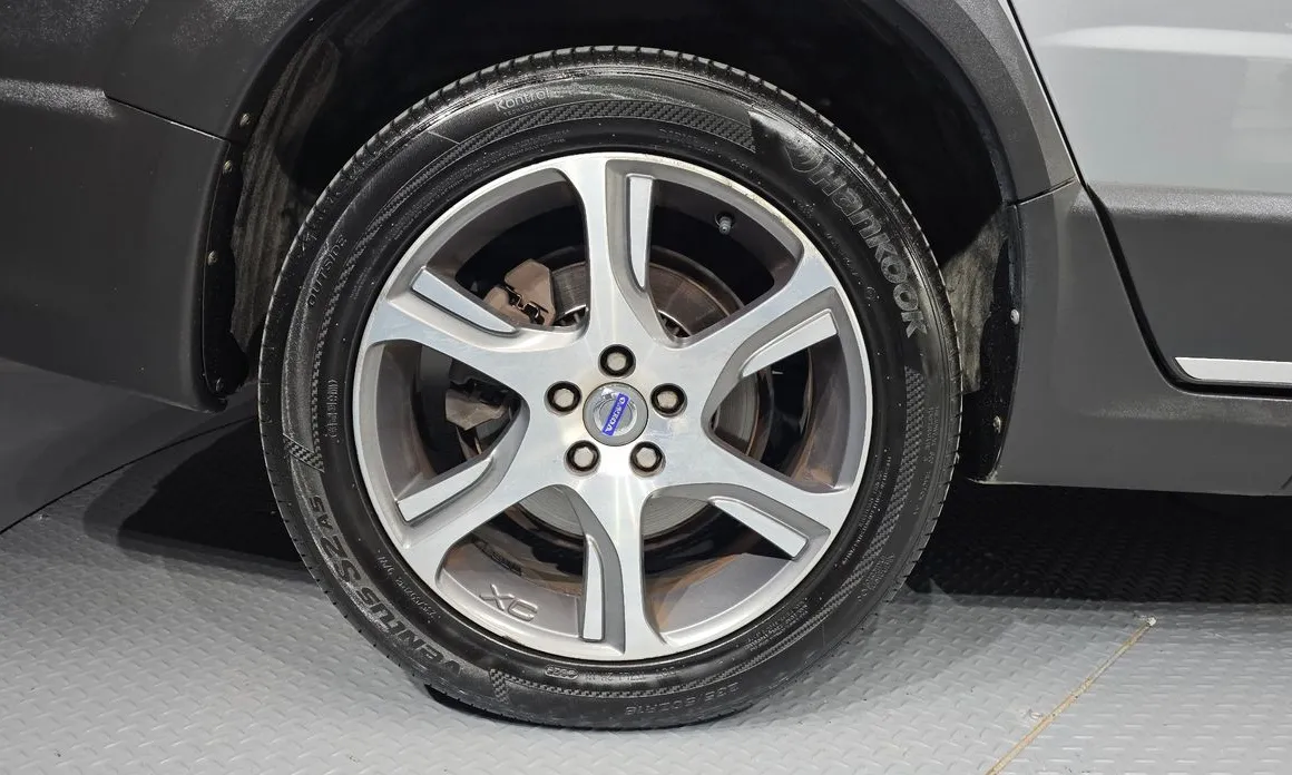 Volvo XC70