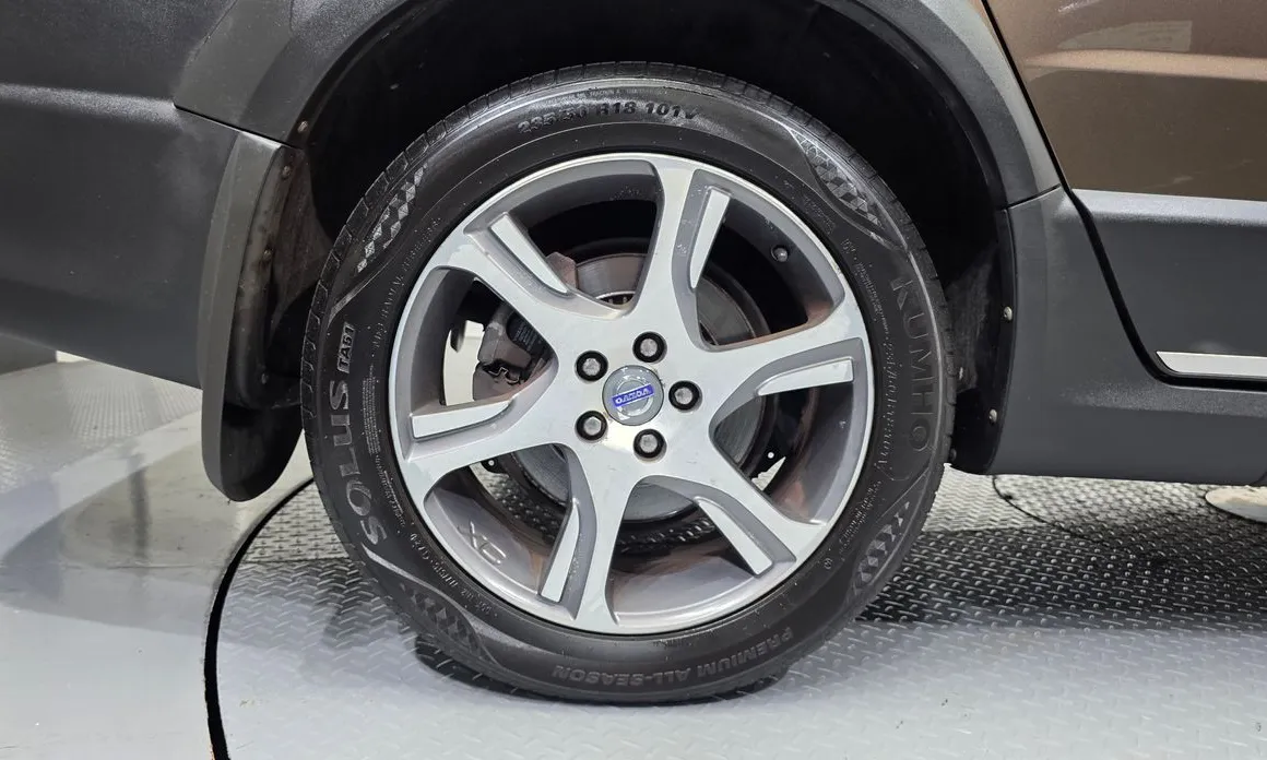 Volvo XC70