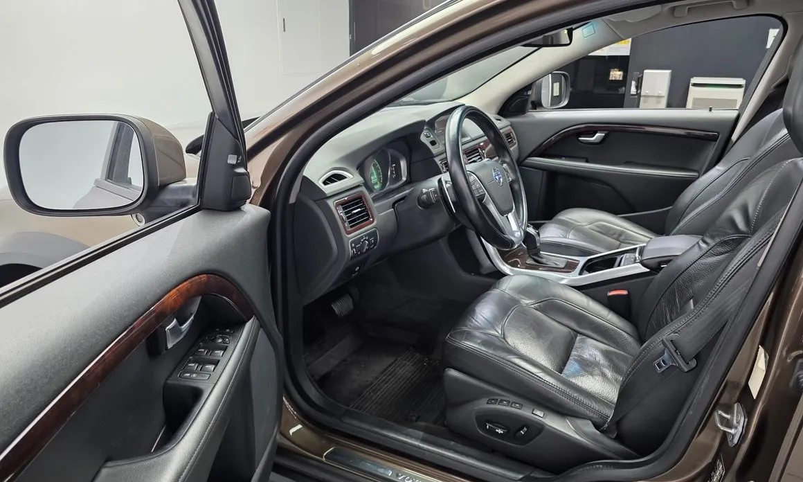 Volvo XC70