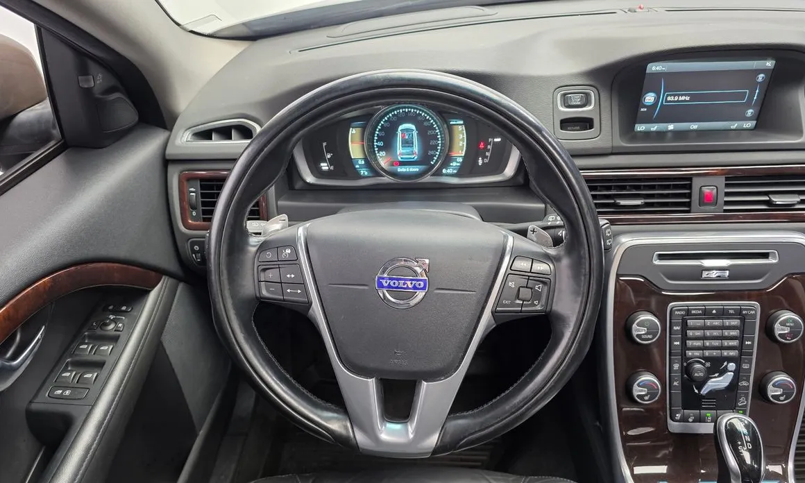 Volvo XC70